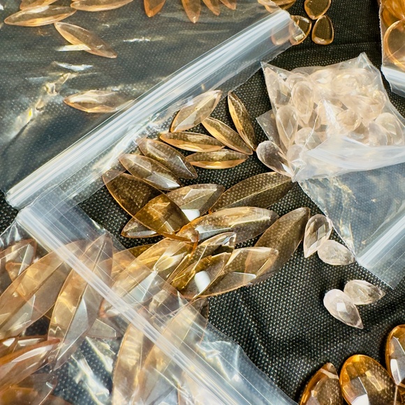 Gemstones lot of yellow citrine quartz and Czech glass - Picture 4 of 8